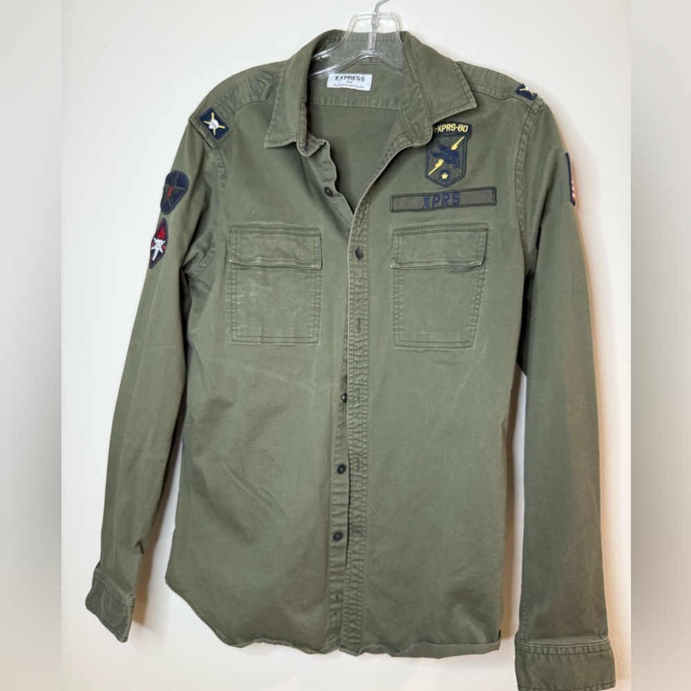 T372- Express Men's Olive Casual Button Down Shirt with Patches